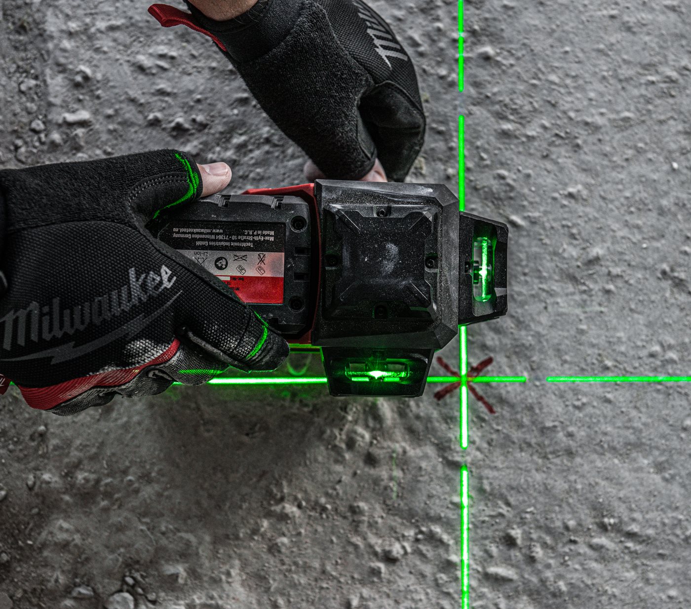 NEPĀRSPĒJAMS SNIEGUMS